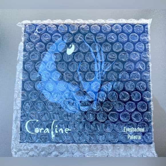 Coraline🌒Eyeshadow Palette - Picture 10 of 12